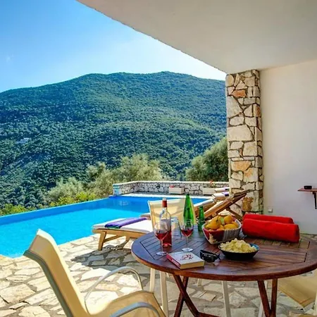 Tentoura - Breathtaking Retreat With Stunning Views Close To